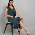Women Solid Ruffles Sheath Midi Dress